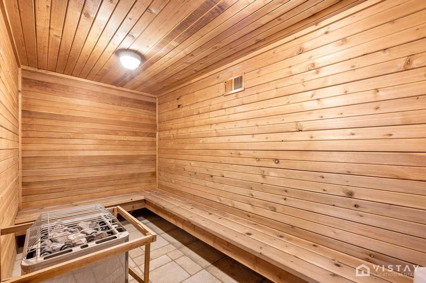 Giant Steps #43 W Hot Tub, Sauna, And Game Room! Брайън Хед Екстериор снимка